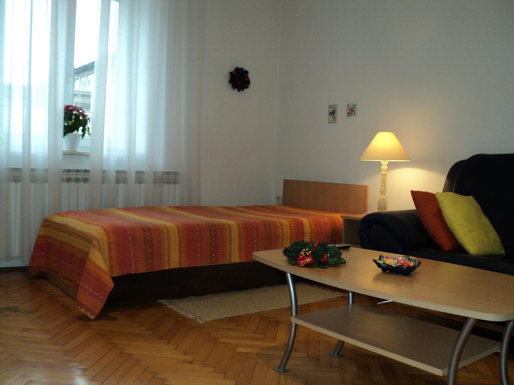 Apartment Horvat Zágráb Szoba fotó